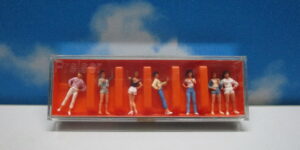 Preiser 10258 HO 1:87 Girls (7)