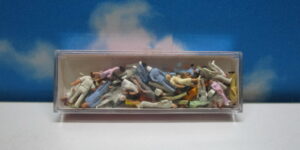 Preiser 14402 HO 1:87 Standing and Walking Passers-by (30)