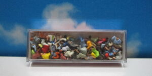 Preiser 14418 HO 1:87 Seated People (48)