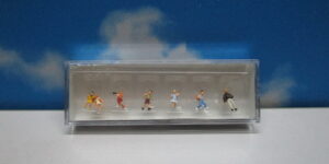 Preiser 79043 N 1:160 School Children (7)