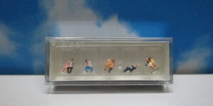 Preiser 79123 N 1:160 Seated Passengers (8)