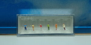 Preiser 80915 1:200 Standing Women (6)