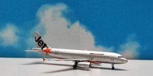 1:400 Aero Classics A320-202 Jetstar Airways 9V-JSA