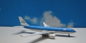 1:400 Aero Classics A330-200 KLM Royal Dutch Airline Piccadilly Circus London PH-AOL