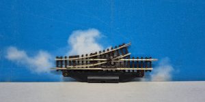 Fleischmann 22253 N 1:160 Straight Track (104.2mm) with Manual Left Turnout 24° (R1)