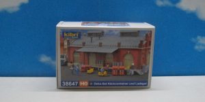 Kibri 38647 HO 1:87 Deco Set Container and Freight