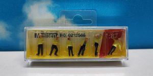 Merten 212588 HO 1:87 Industrial Workers (6)