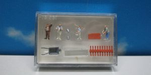 Preiser 10251 HO 1:87 Bricklayers (4) with tools and accs