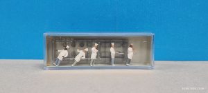 Preiser 10330 HO 1:87 Cooks At The Buffet (5)
