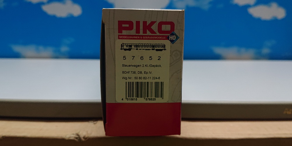 PIKO 57652 HO 1:87 Passenger Car Silver 2nd Class BDn738 DB 303mm - Image 2