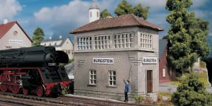 PIKO 61822 HO 1:87 Castle Rocks Signal Box 105 x 65 x 94 mm