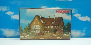 Vollmer 3725 HO 1:87 Farm House 205 x 150 x 150 mm