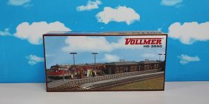 Vollmer 43550 HO 1:87 Platform Wiesental with 2 Waiting Halls 960 x 48 x 85 mm