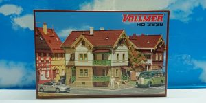 Vollmer 43639 HO 1:87 2-Story House, Beige 130 x 95 x 115 mm