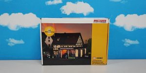 Vollmer 43682 HO 1:87 Agricultural Machinery Service Station with LED Lighting, Functional Kit L 138 x 125 x 120 mm