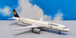 1:400 Gemini Jets GJDLH1619 A321-100 Lufthansa 'Crane Protection Germany' D-AIRR