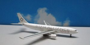 1:400 JC Wings JC4231 A330-200 Austrian Star Alliance OE-LAO