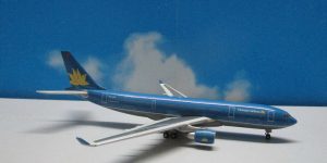 1:400 JC Wings JC4304 A330 Vietnam Airlines VN-374