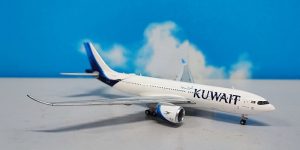 1:400 JC Wings LH4331 A330-800neo Kuwait Airways PK-APF