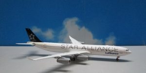1:400 Phoenix PH04032 A340-300 Lufthansa Star Alliance D-AIGC