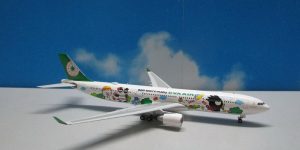 1:400 Phoenix PH04127 A330-300 Eva Air 'Bad Badtz Maru' B-16331