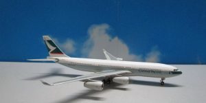 1:400 Phoenix A340-200 Cathay Pacific VR-HMT
