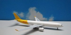 1:400 Panda Model PM18013 A330-300F Air Hong Kong 'DHL Colour The First A330-300P2F in the World' EI-HEA