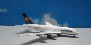 1:400 Gemini Jets GJDLH1228 A380-300 Lufthansa D-AIMB