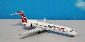1:400 Gemini Jets GJQFA1304 B717-200 QantasLink VH-NXI