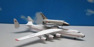 1:400 Herpa 562812 An-225 Mriya & RRK Energiya Buran Space Obiter Ok-1.01 CCCP-82090