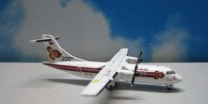 1:400 JC Wings LH4237 ATR 42-320 Thai Airways 200th HS-TRL