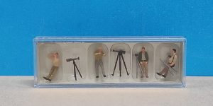 Preiser 10804 HO 1:87 Photographers with Tripod (4)