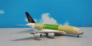 1:400 JC Wings XX4473 A380 Singapore Bare Metal F-WWSM